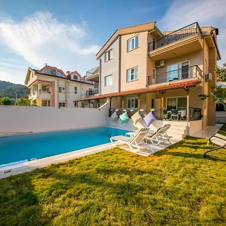 Smyrna Daily Weekly Villa Marmaris